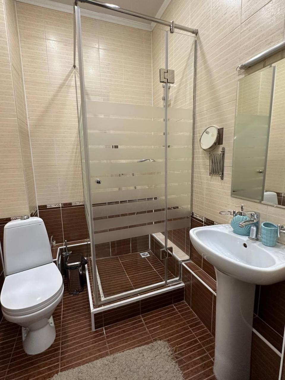 Tanzharyk Hotel Aqtöbe Exteriör bild