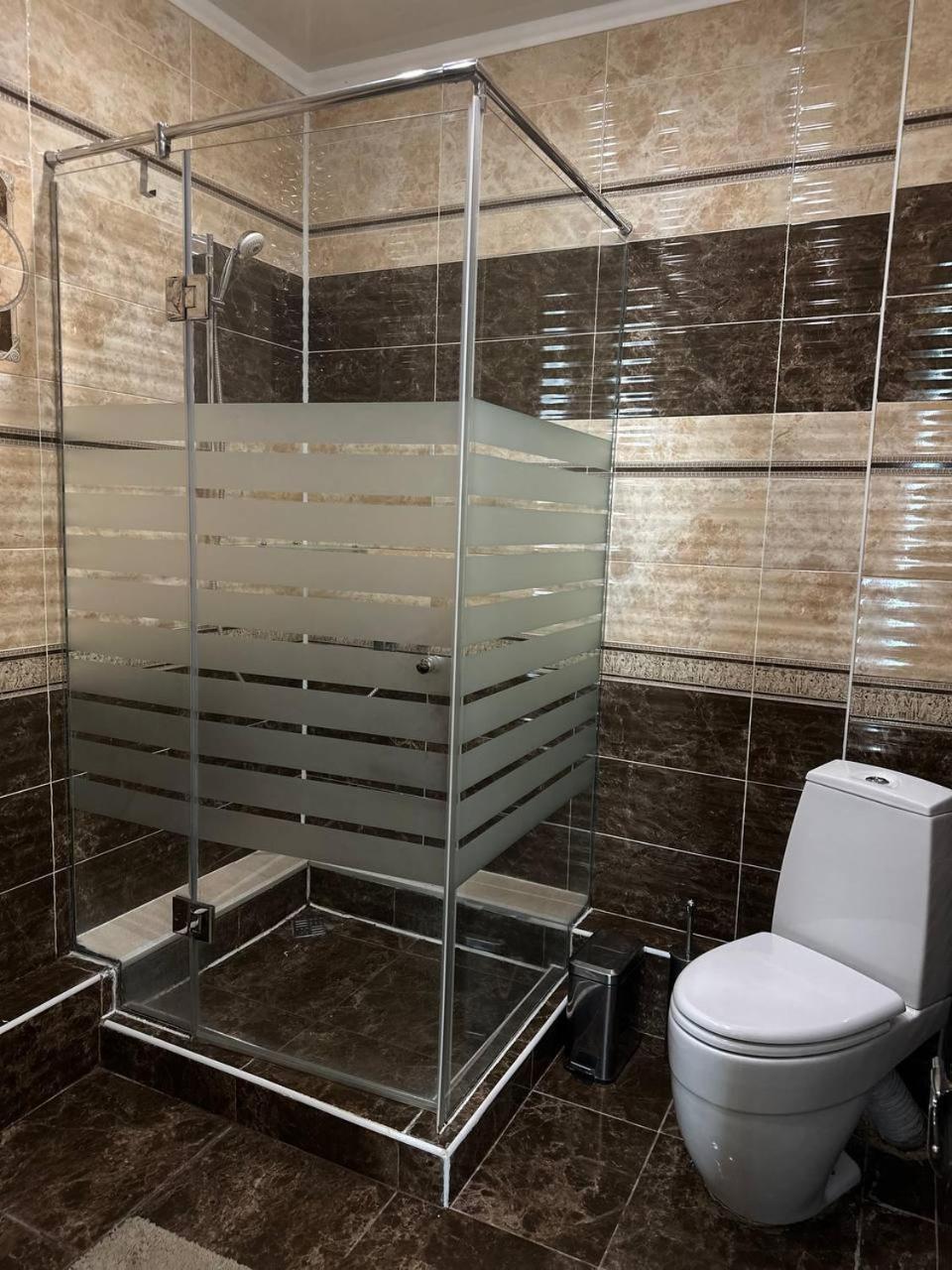 Tanzharyk Hotel Aqtöbe Exteriör bild