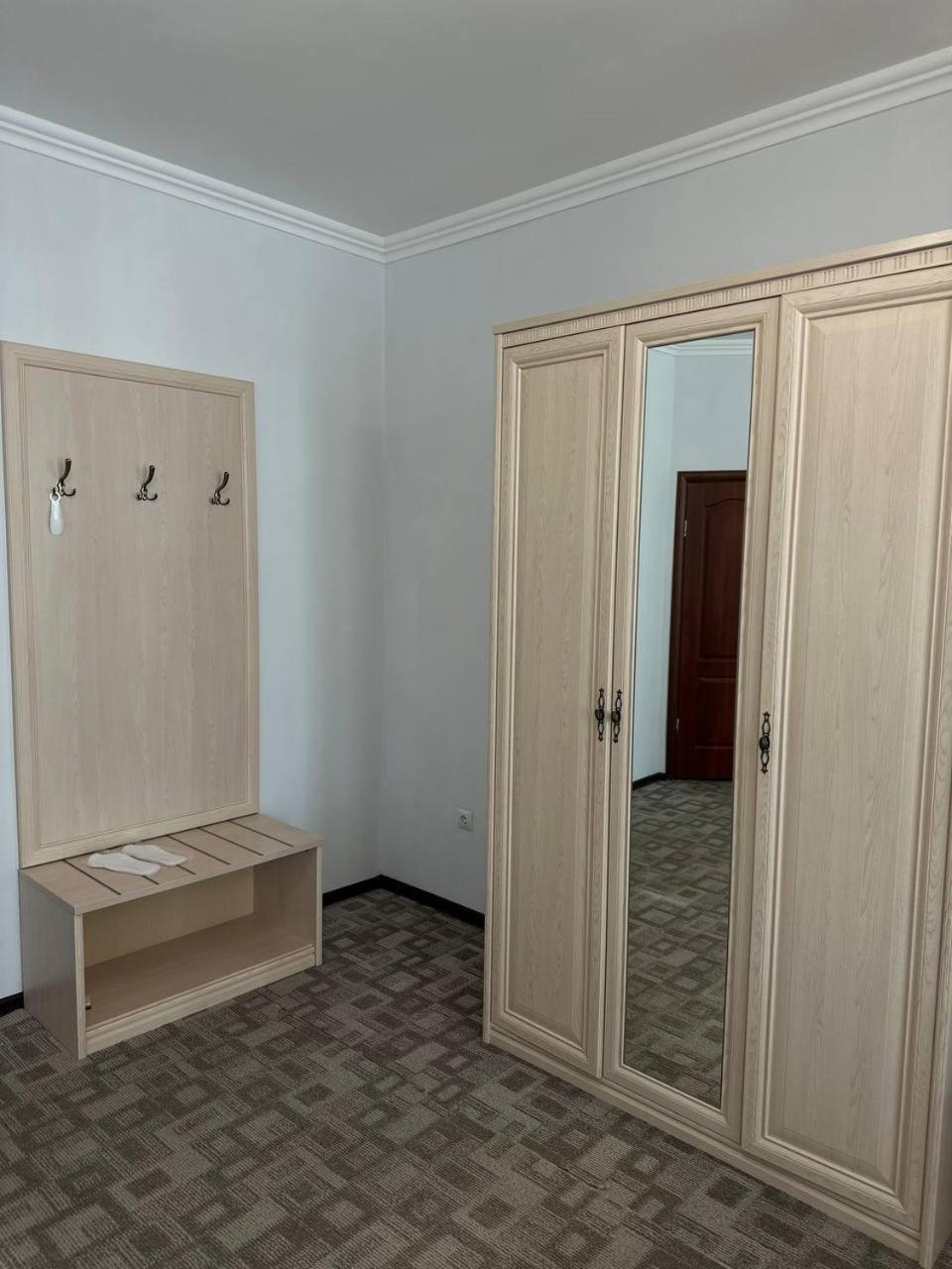Tanzharyk Hotel Aqtöbe Exteriör bild