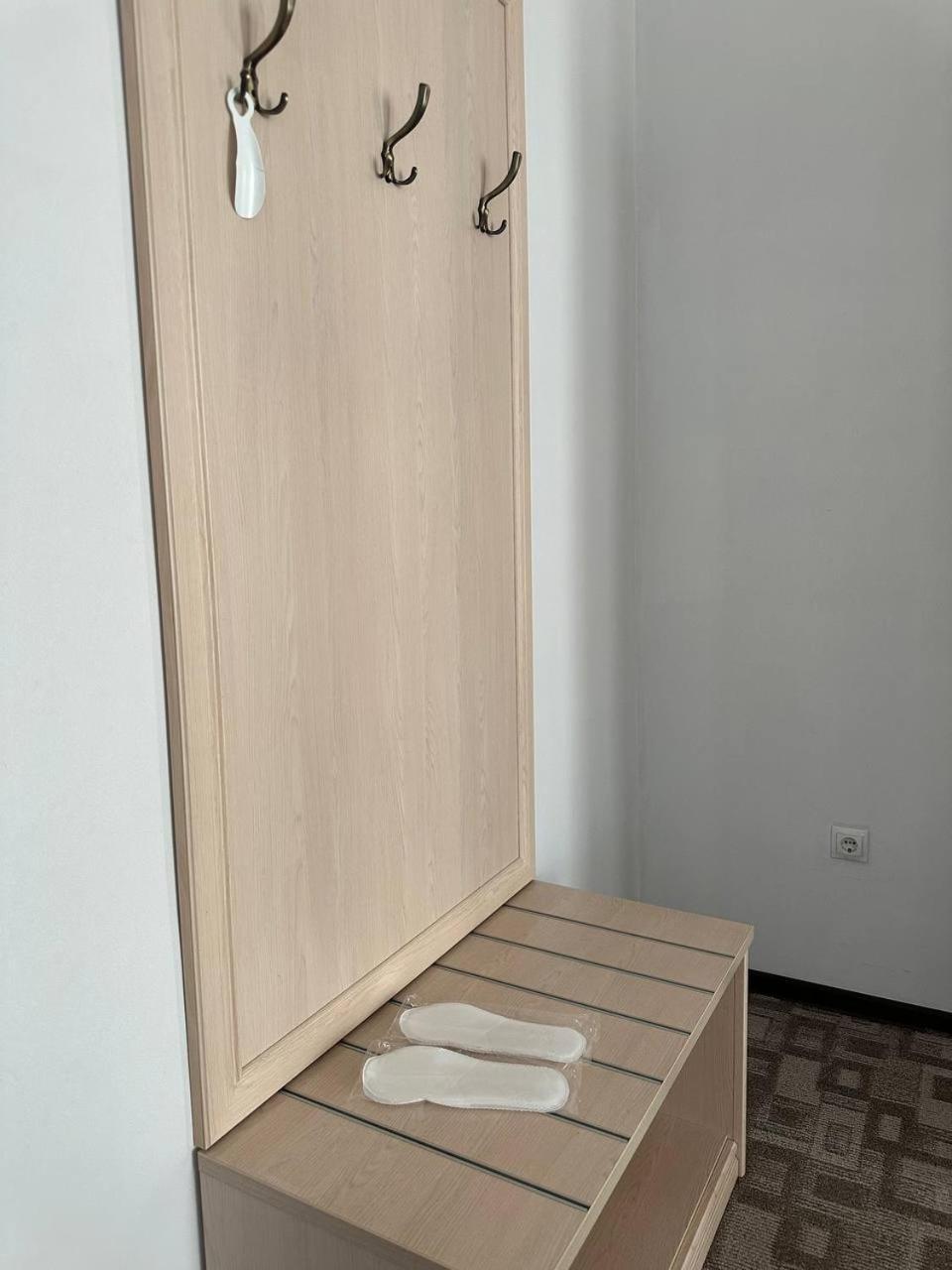 Tanzharyk Hotel Aqtöbe Exteriör bild